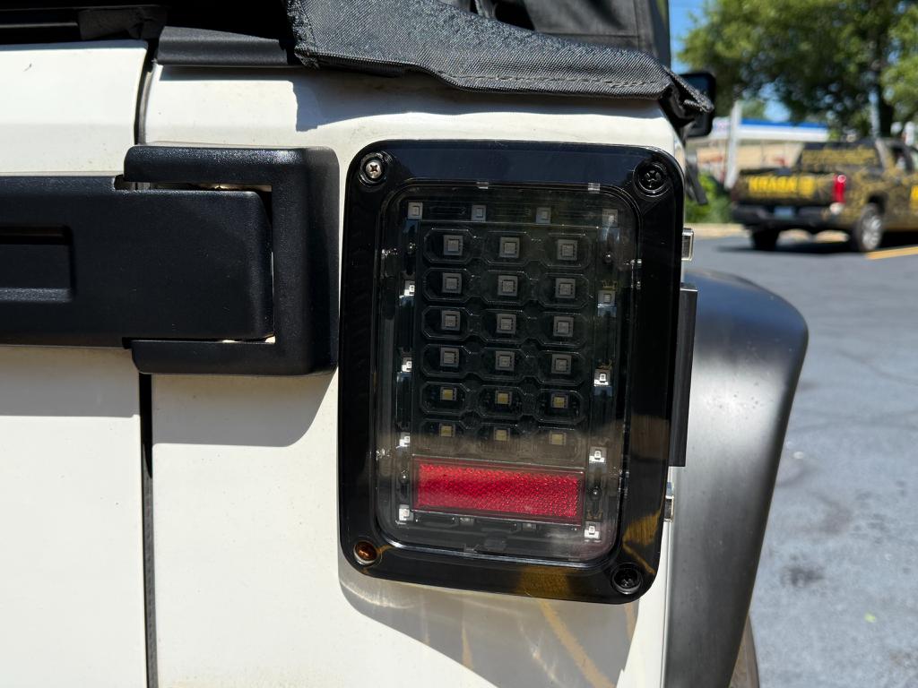 2008 Jeep Wrangler X — photo 29