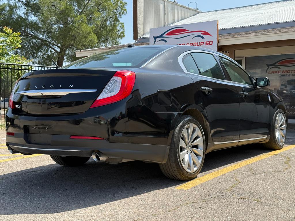 2016 Lincoln Mks — photo 10
