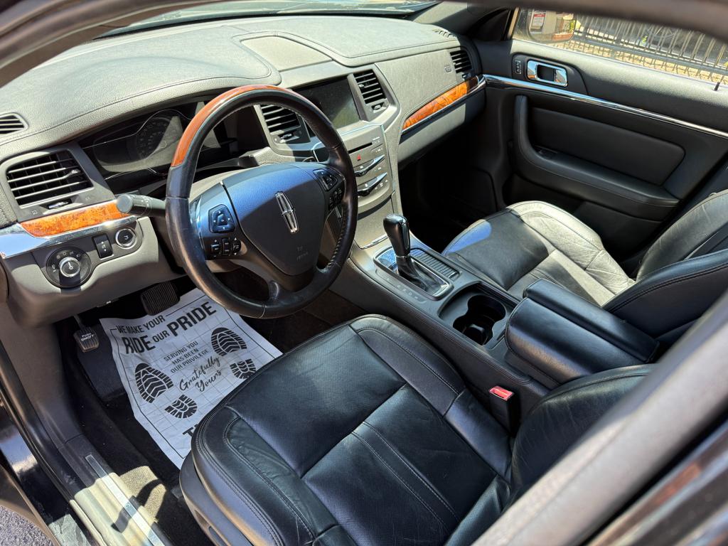 2016 Lincoln Mks — photo 19