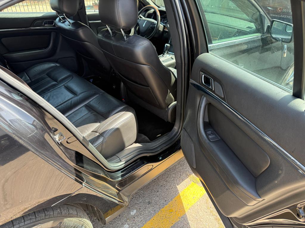 2016 Lincoln Mks — photo 28