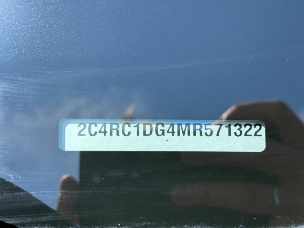 2021 Chrysler Voyager — photo 27
