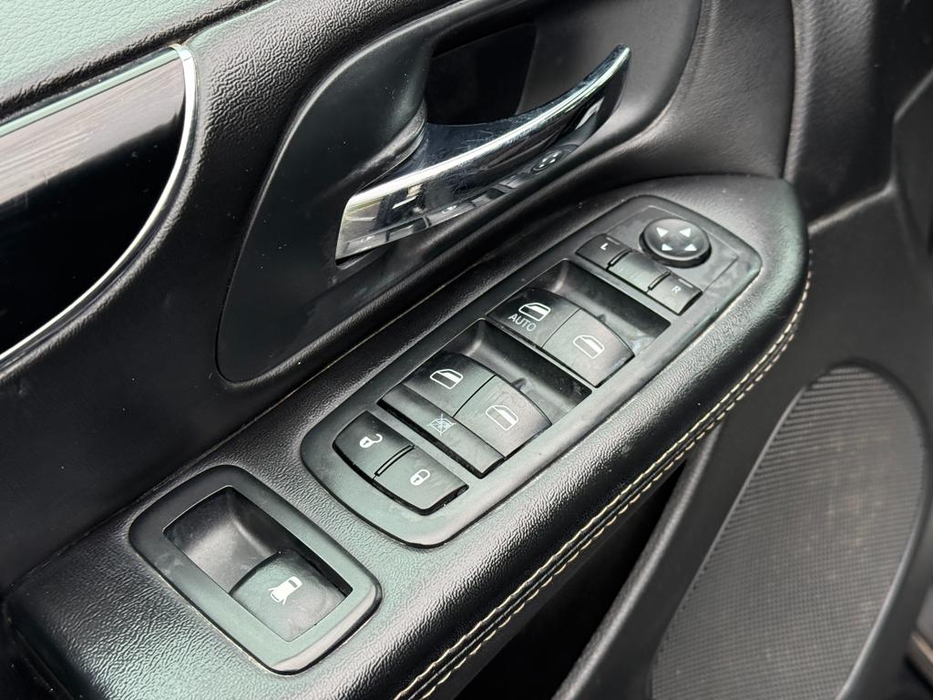 2014 Dodge Grand Caravan — photo 27