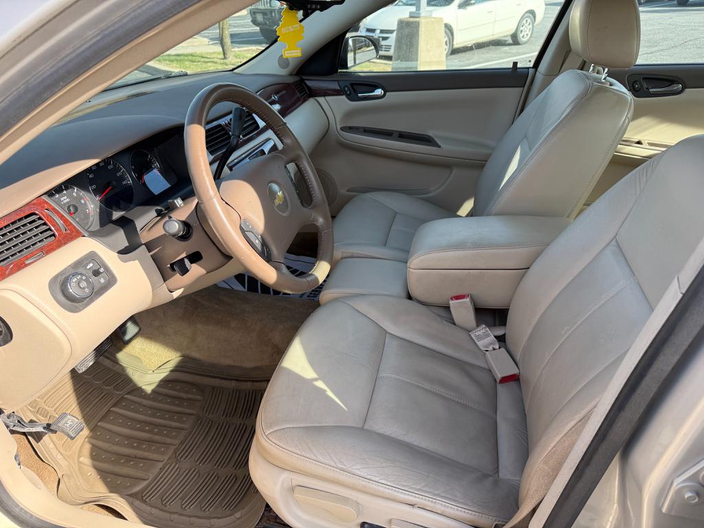 2008 Chevrolet Impala — photo 23