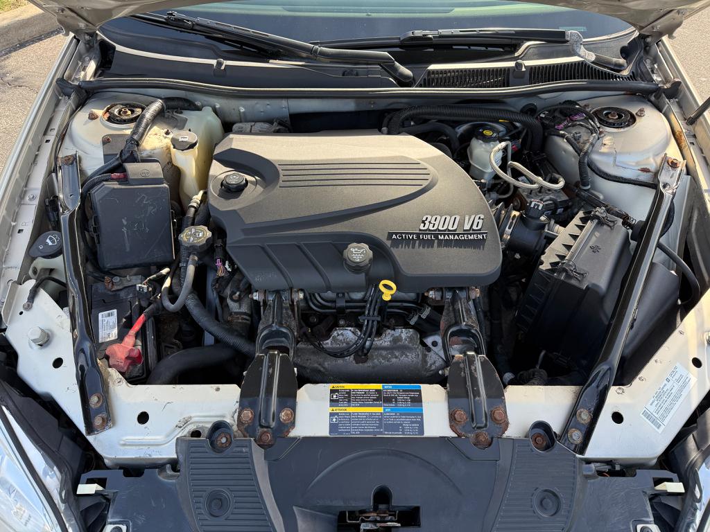 2008 Chevrolet Impala — photo 25
