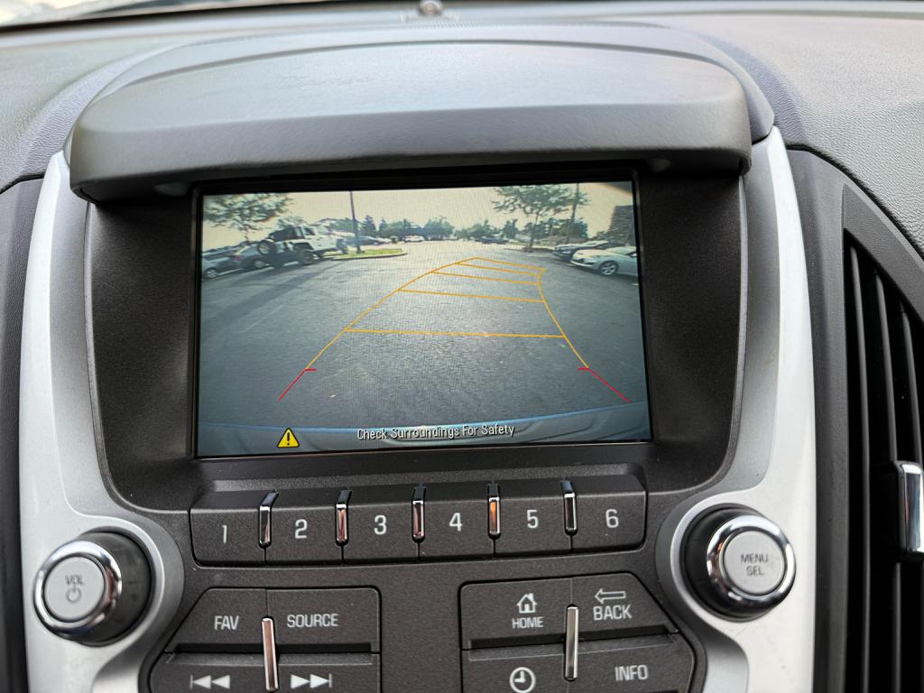 2017 Chevrolet Equinox — photo 11