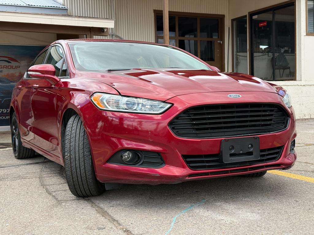 2016 Ford Fusion — photo 14