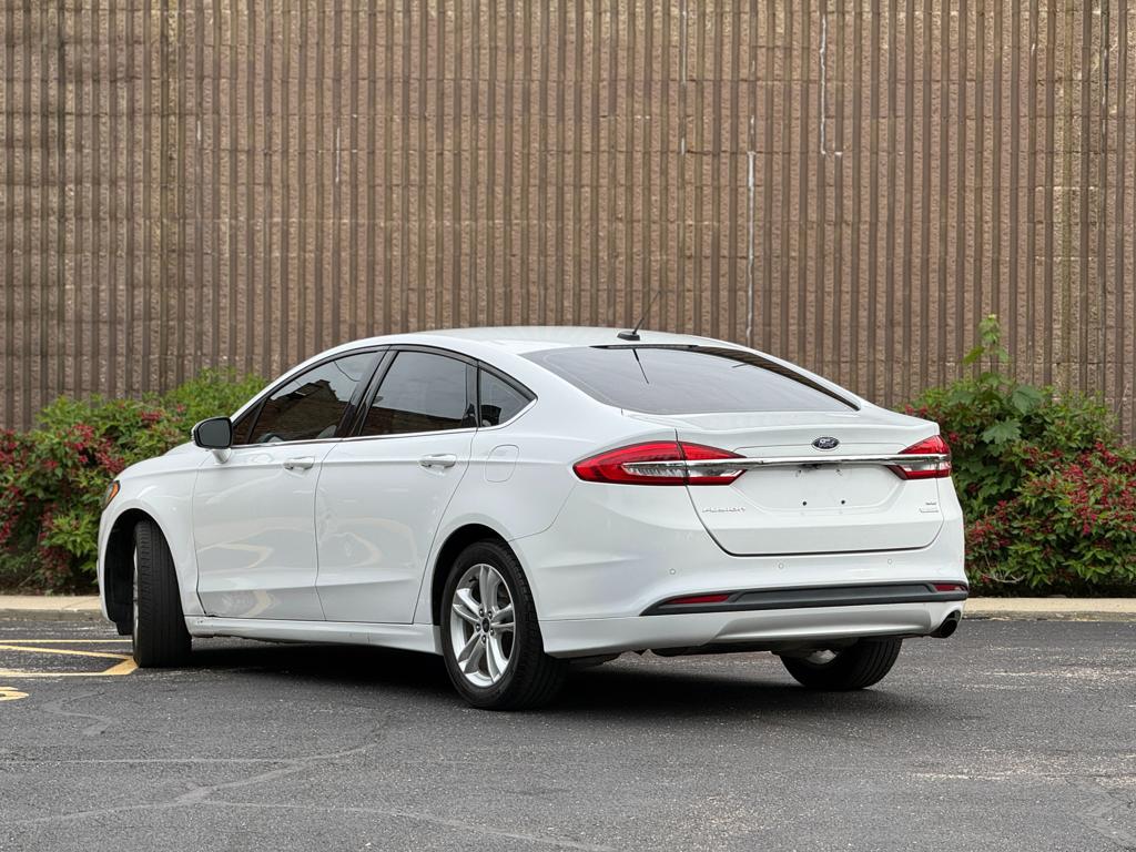 2018 Ford Fusion — photo 16