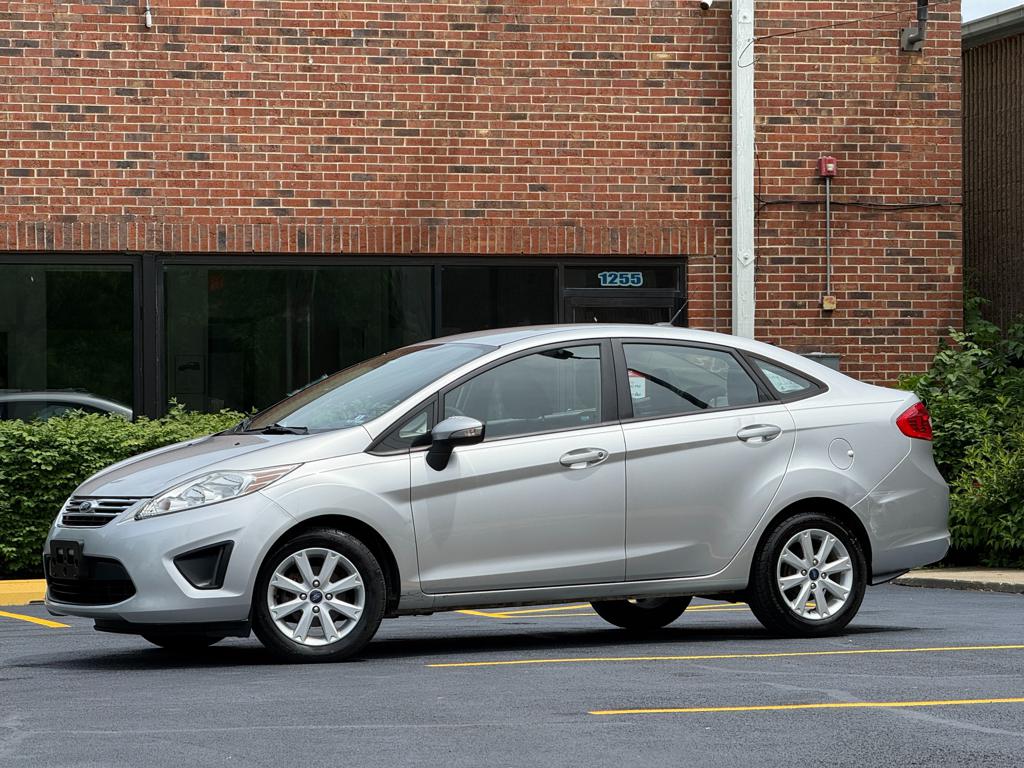 2013 Ford Fiesta — photo 7