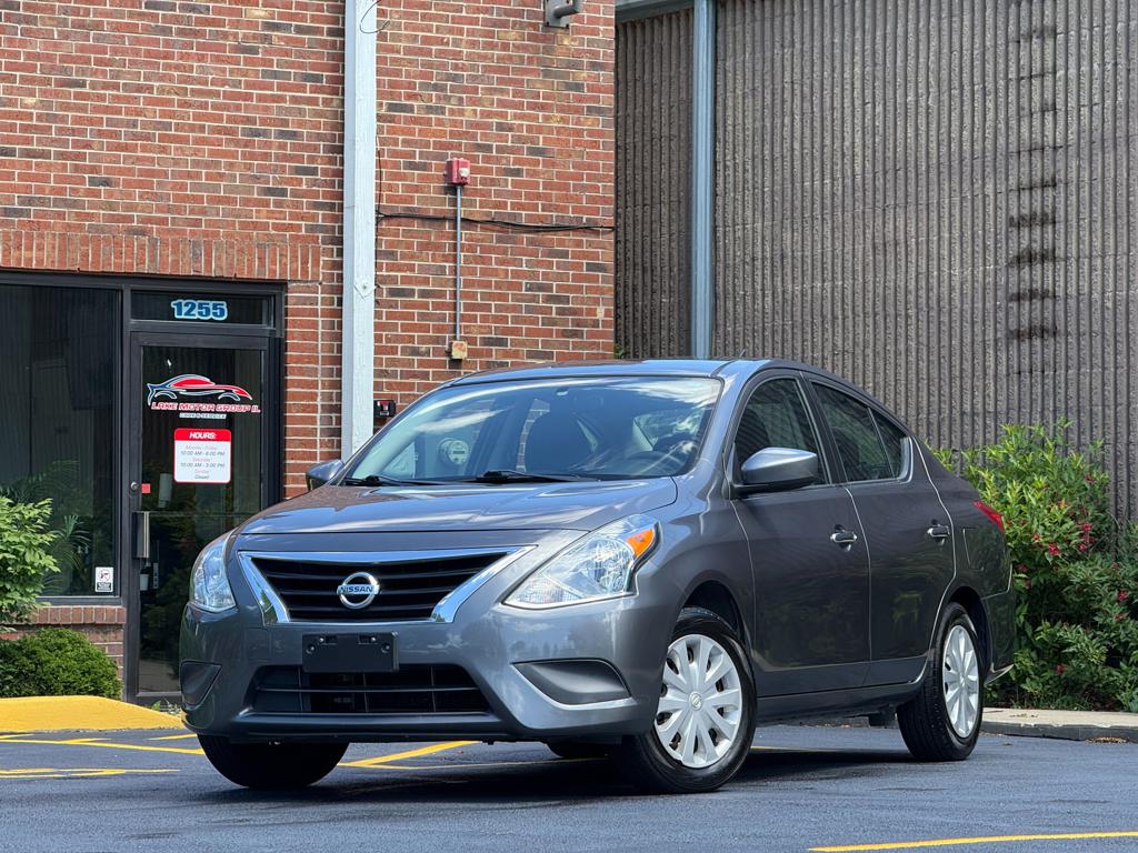 2017 Nissan Versa — photo 4