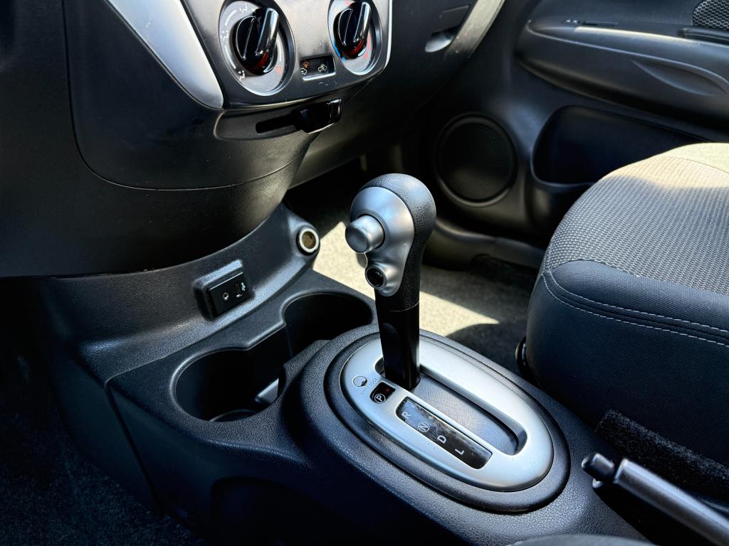 2017 Nissan Versa — photo 20