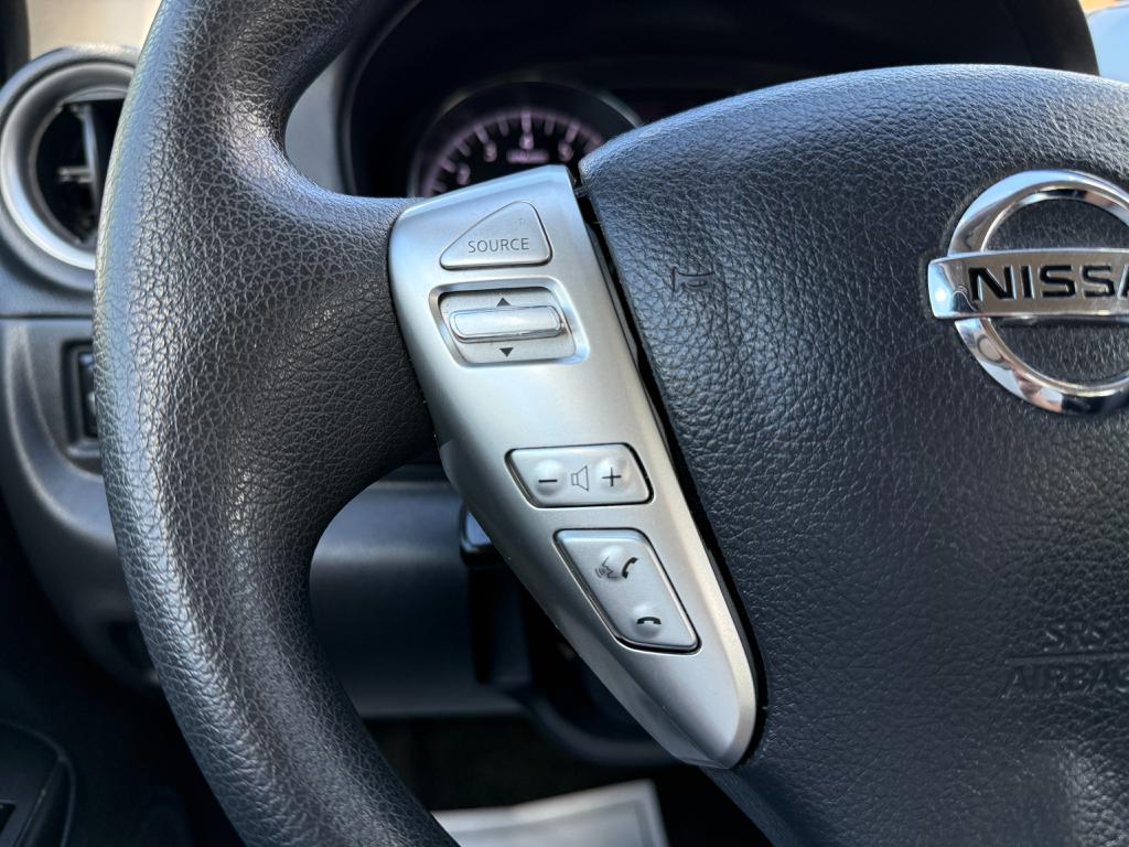 2017 Nissan Versa — photo 25