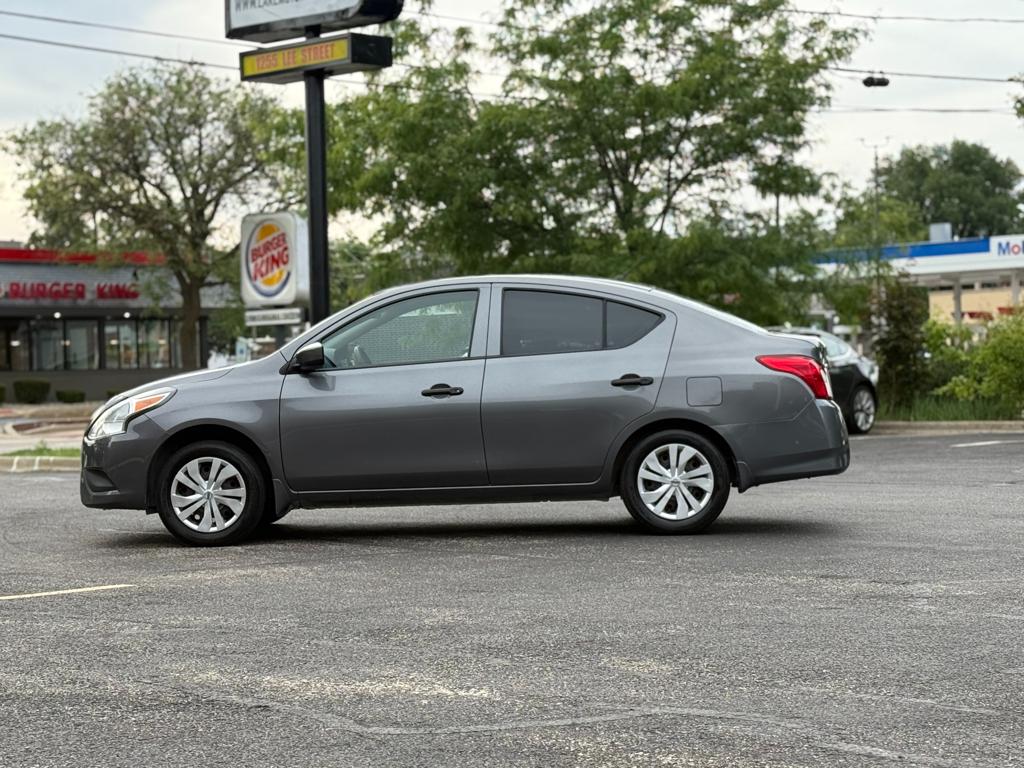 2018 Nissan Versa — photo 20