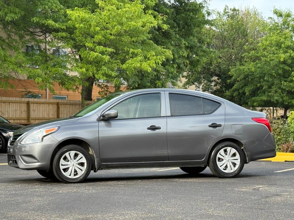 2018 Nissan Versa — photo 24