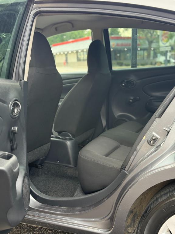 2018 Nissan Versa — photo 30