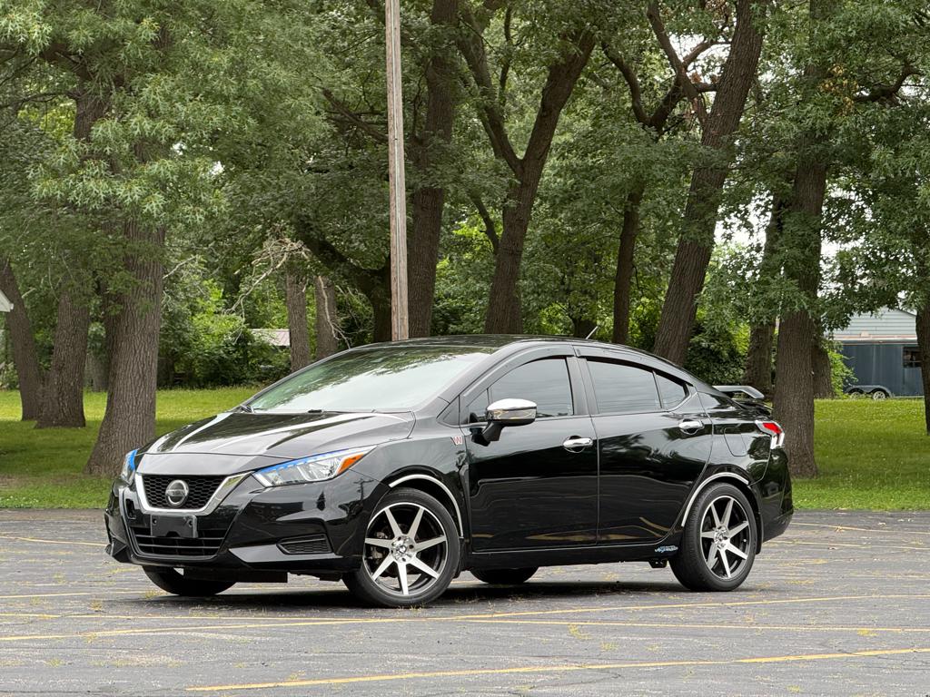 2020 Nissan Versa — photo 2