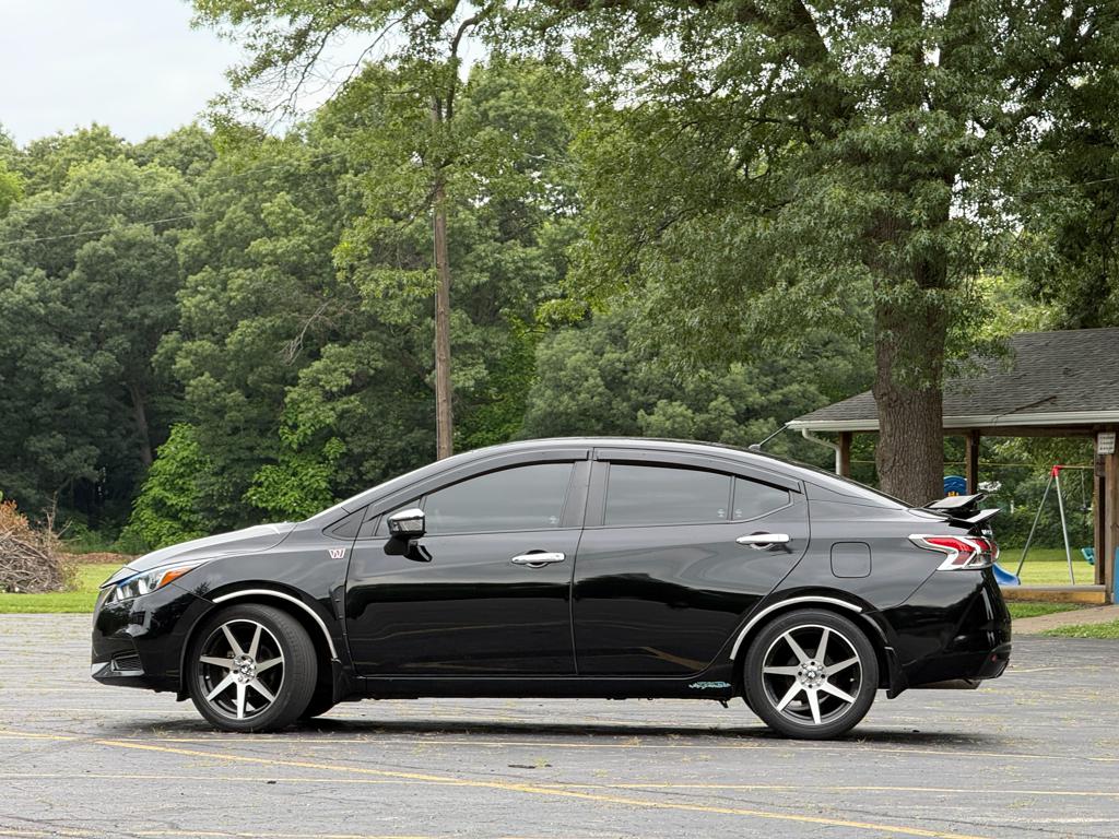 2020 Nissan Versa — photo 3