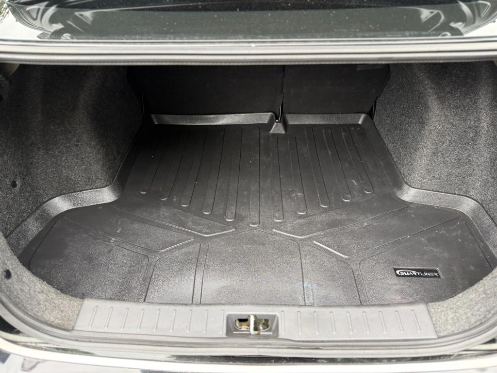 2020 Nissan Versa — photo 21
