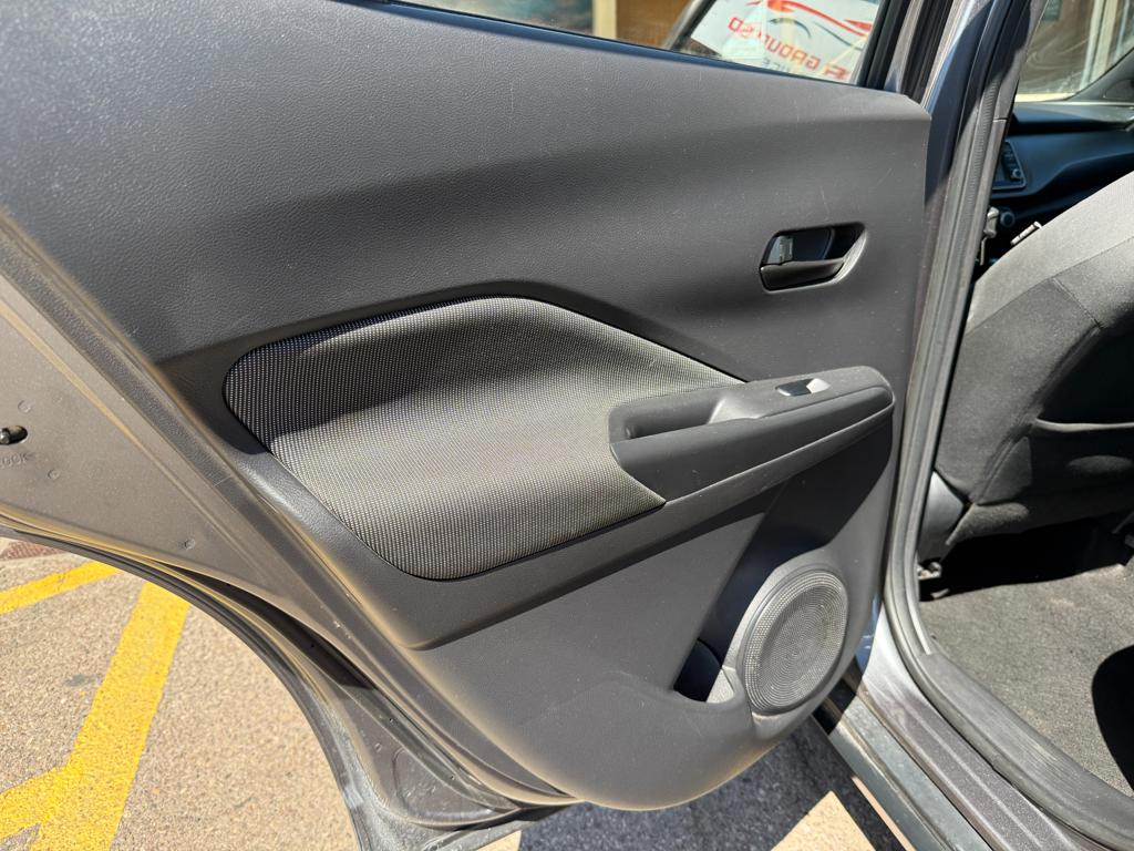 2019 Nissan Kicks — photo 34
