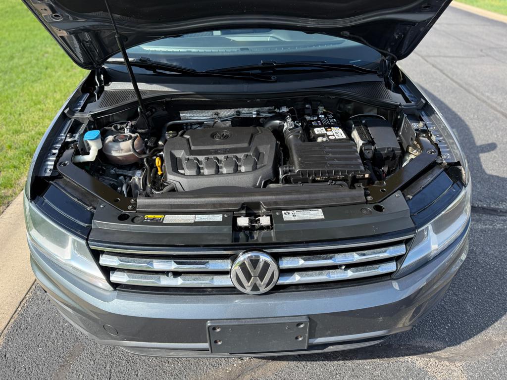2020 VW Tiguan — photo 4