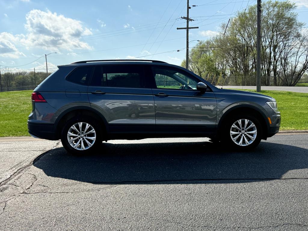 2020 VW Tiguan — photo 16