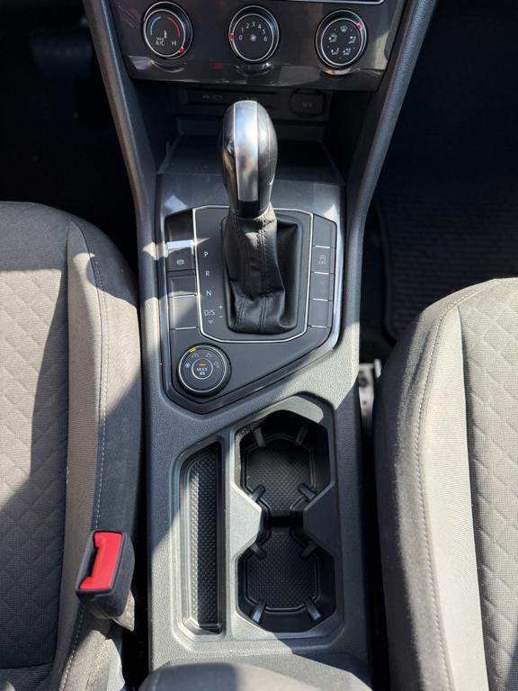 2020 VW Tiguan — photo 18