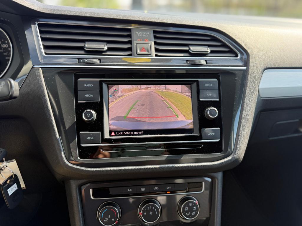 2020 VW Tiguan — photo 20