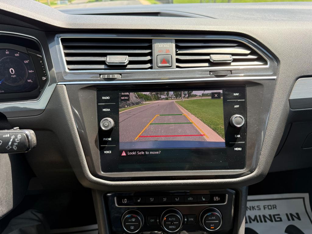 2019 VW Tiguan — photo 25