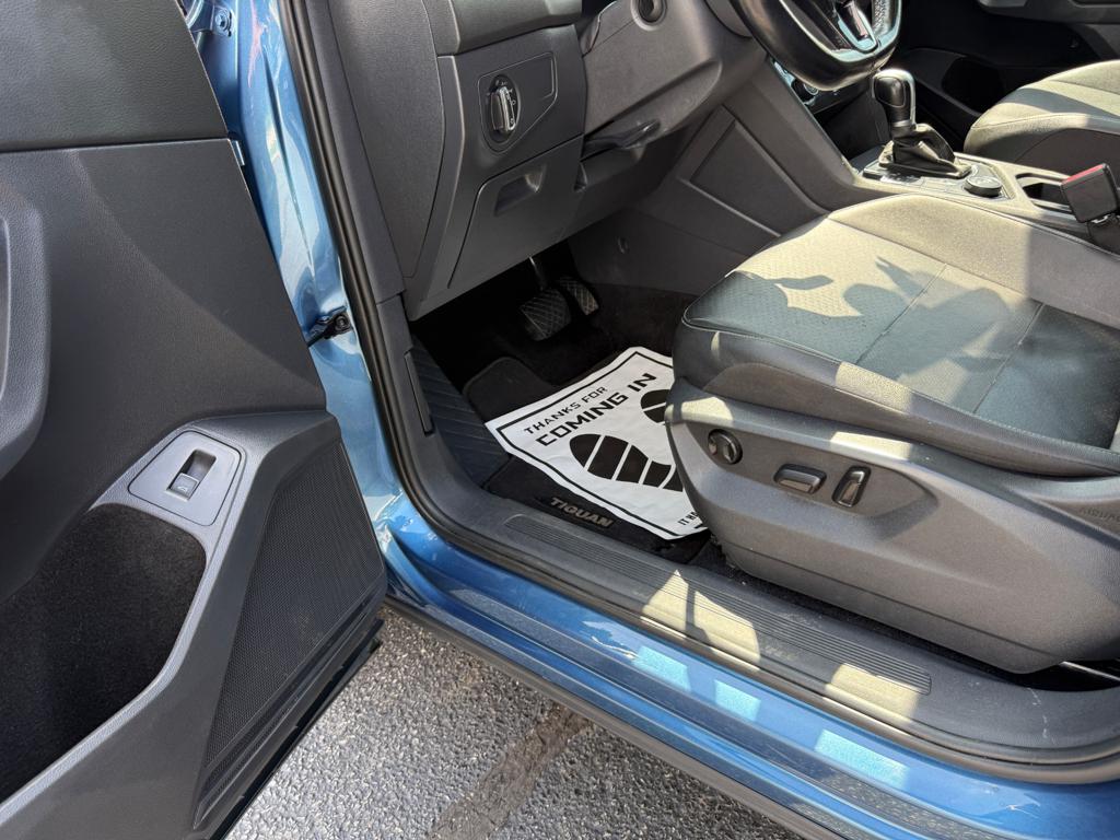2019 VW Tiguan — photo 32