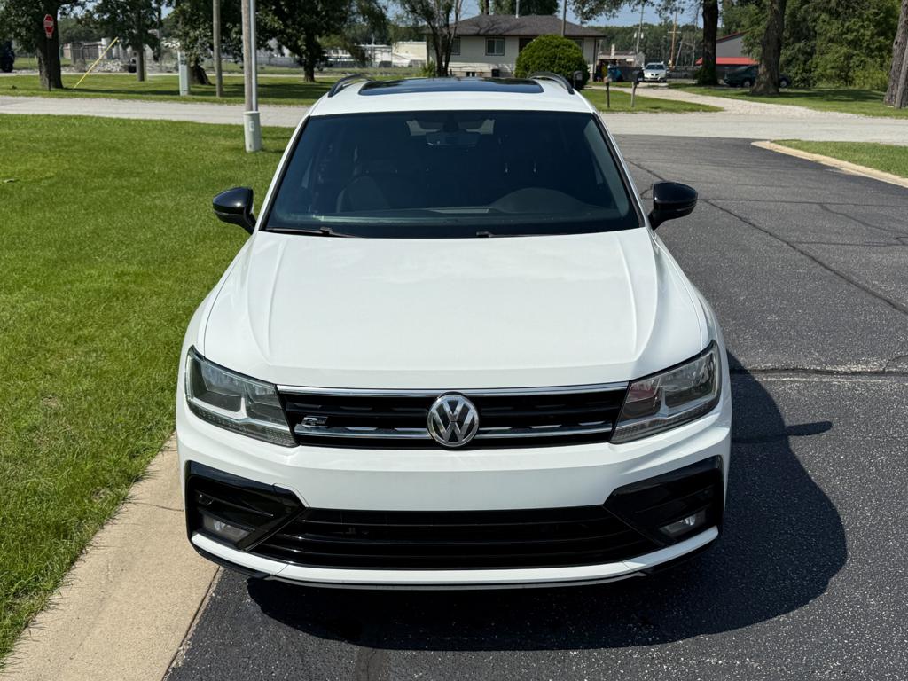 2020 VW Tiguan R-Line — photo 5