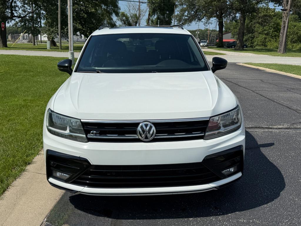 2020 VW Tiguan R-Line — photo 6