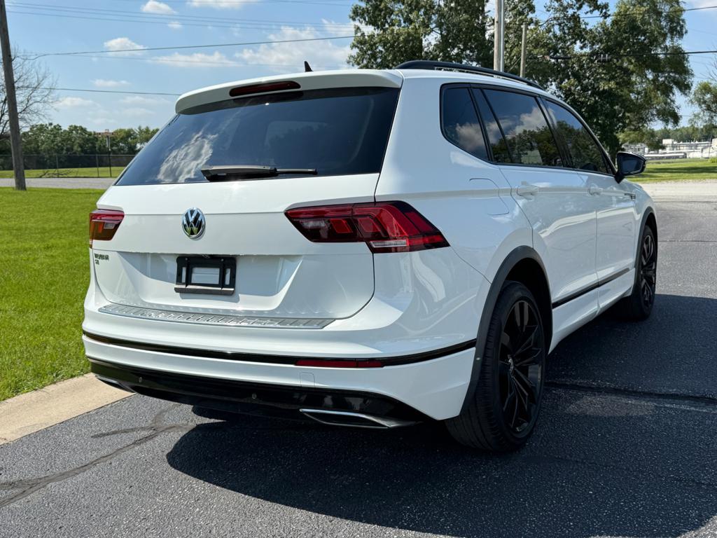 2020 VW Tiguan R-Line — photo 18
