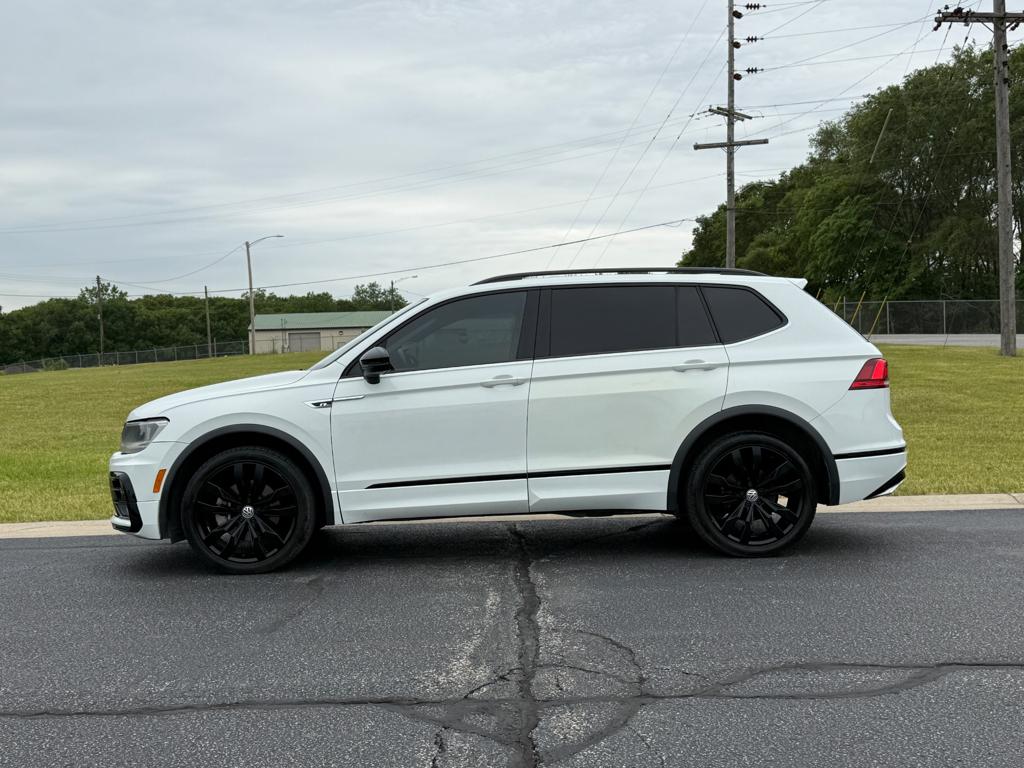 2021 VW Tiguan R-Line — photo 10