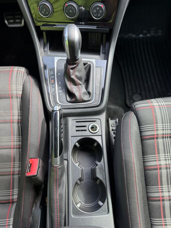 2020 VW Golf Gti — photo 20