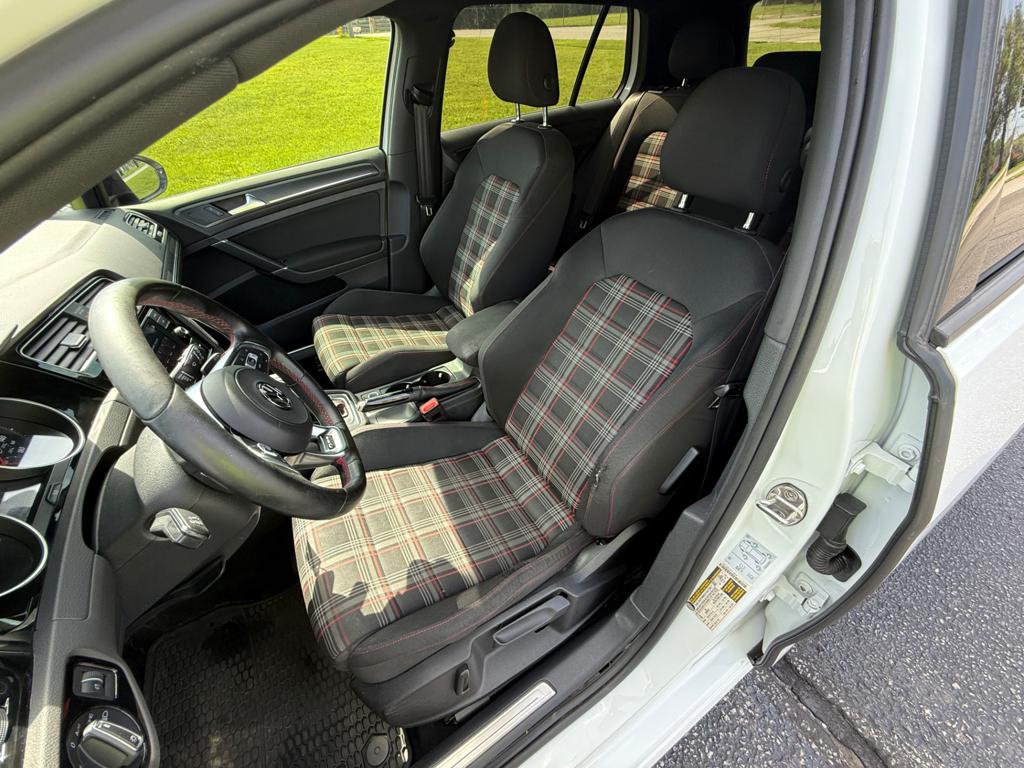 2020 VW Golf Gti — photo 27