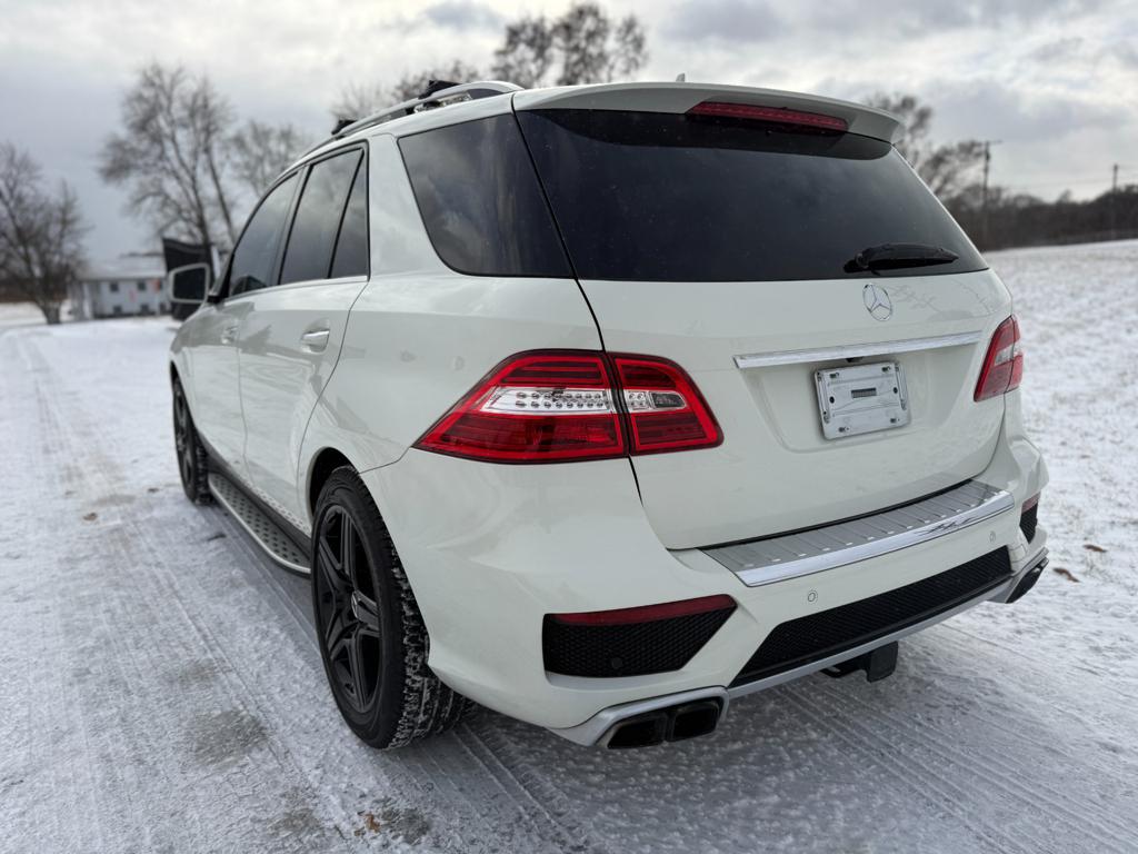 2012 Mercedes Ml63 Amg — photo 12
