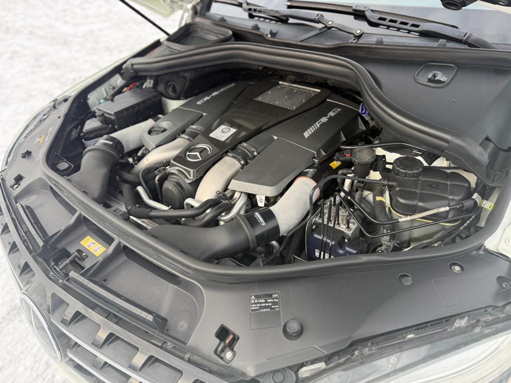 2012 Mercedes Ml63 Amg — photo 21