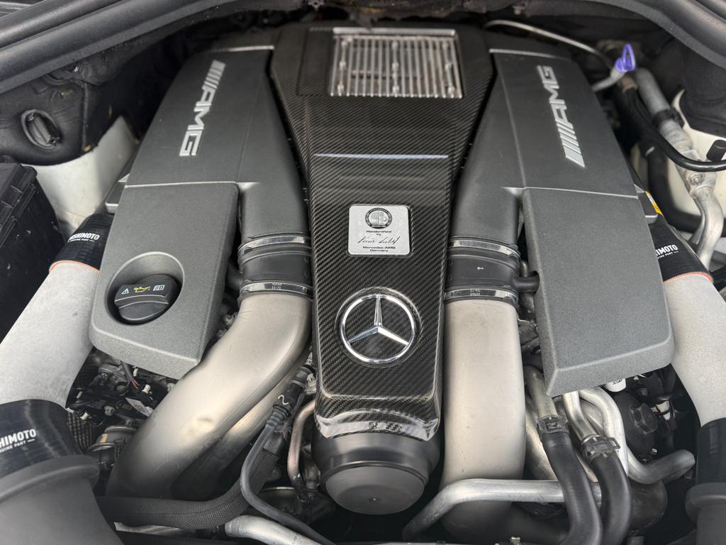 2012 Mercedes Ml63 Amg — photo 22