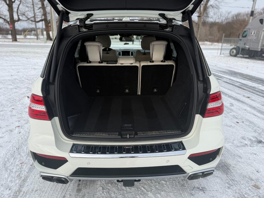 2012 Mercedes Ml63 Amg — photo 23