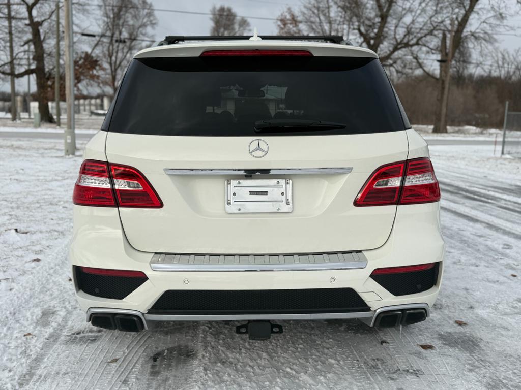 2012 Mercedes Ml63 Amg — photo 29