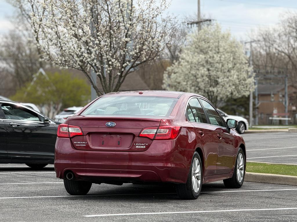 2015 Subaru Legacy — photo 12