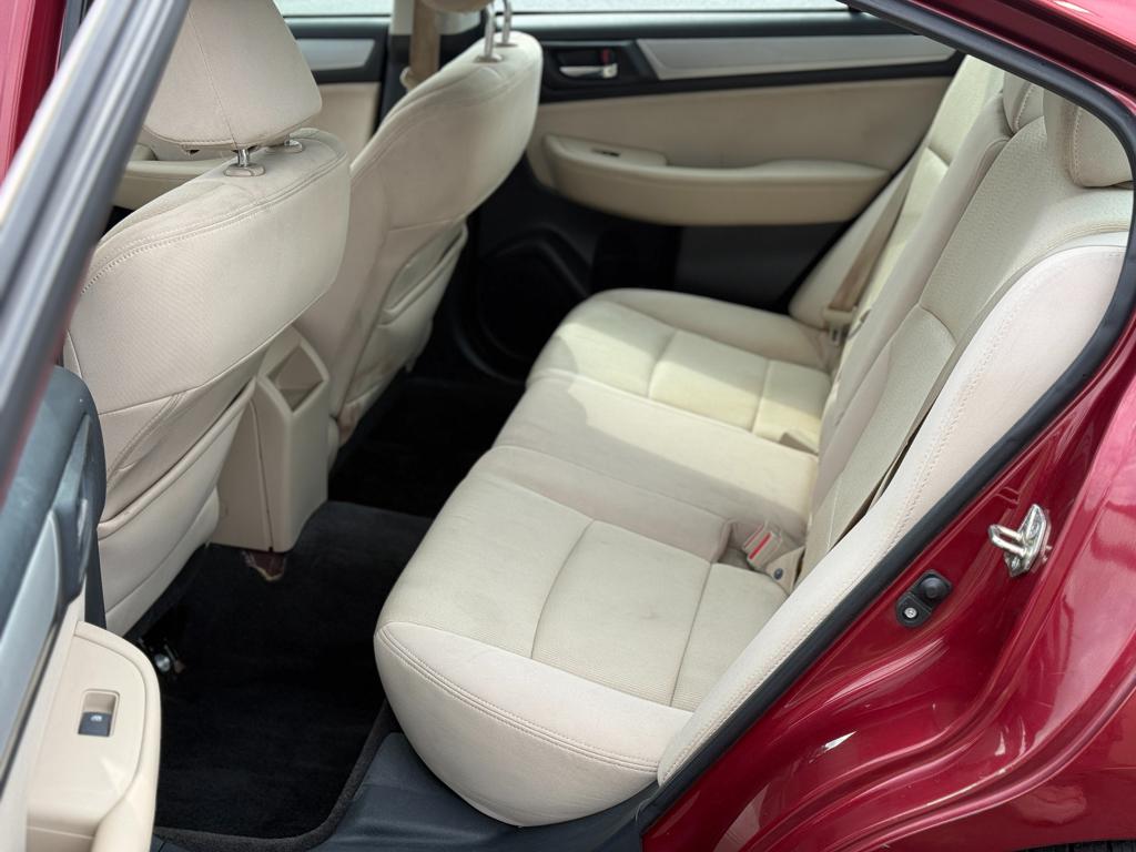 2015 Subaru Legacy — photo 27