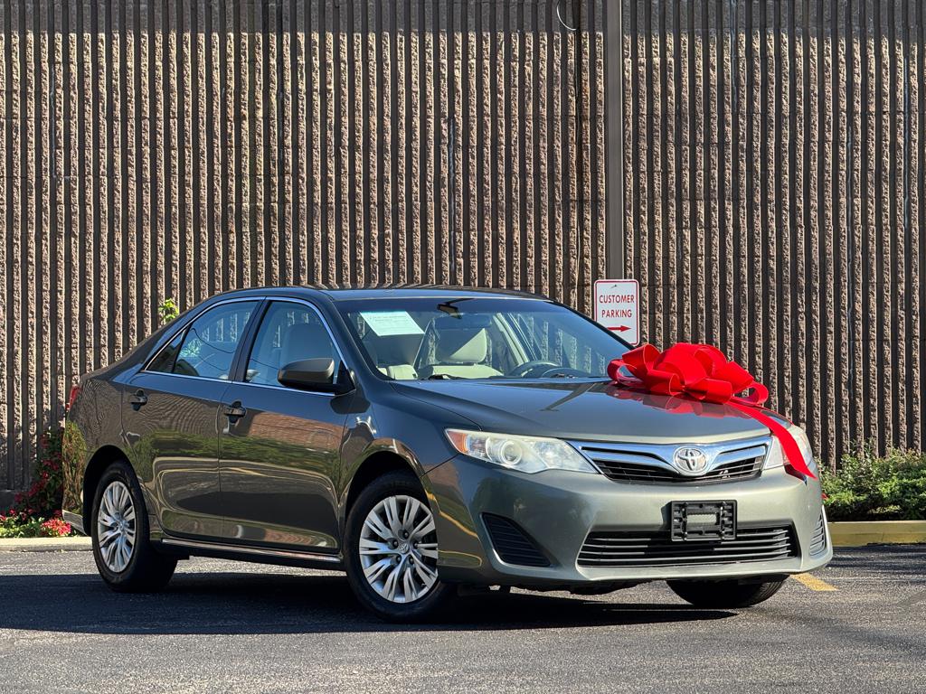 2014 Toyota Camry — photo 5