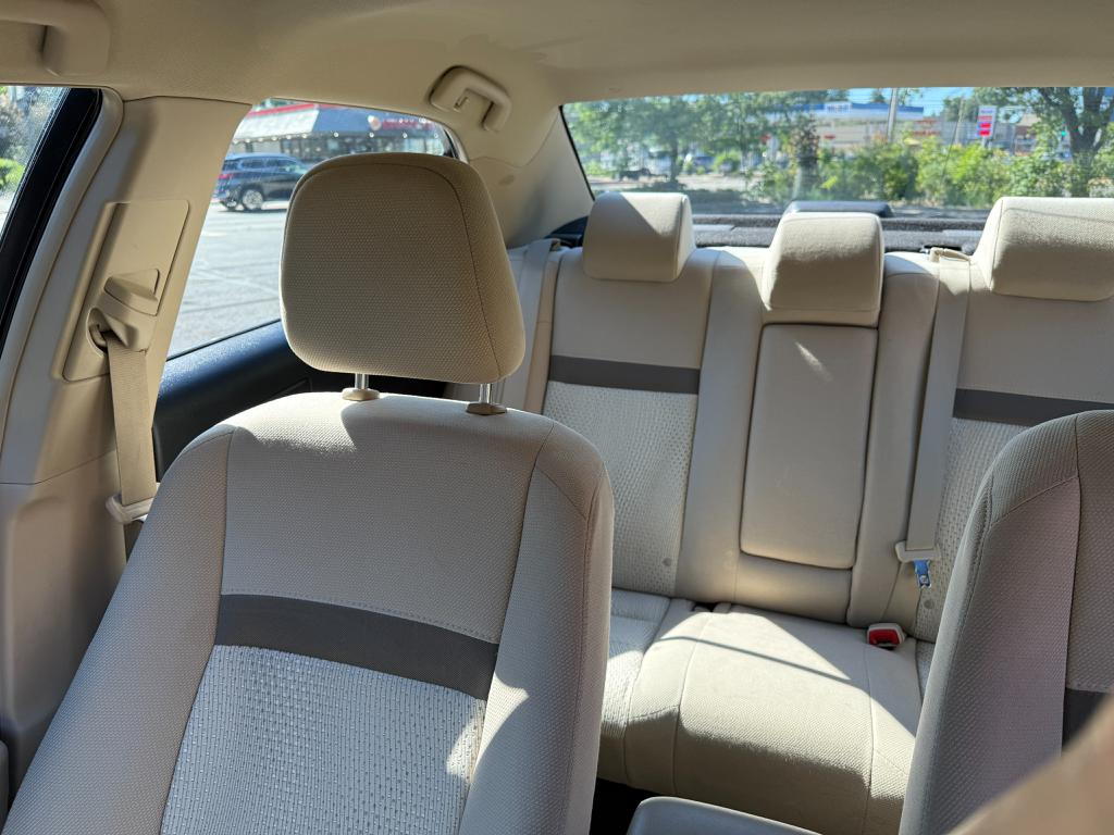 2014 Toyota Camry — photo 21