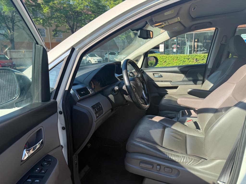 2017 Honda Odyssey Ex-L — photo 7