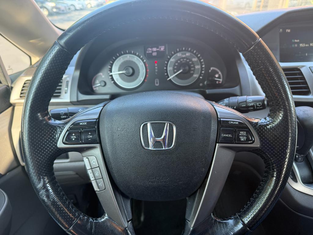 2017 Honda Odyssey Ex-L — photo 9