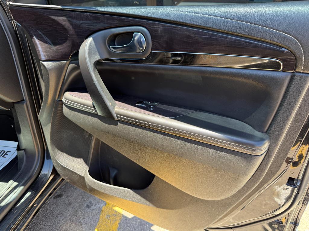 2015 Buick Enclave — photo 29