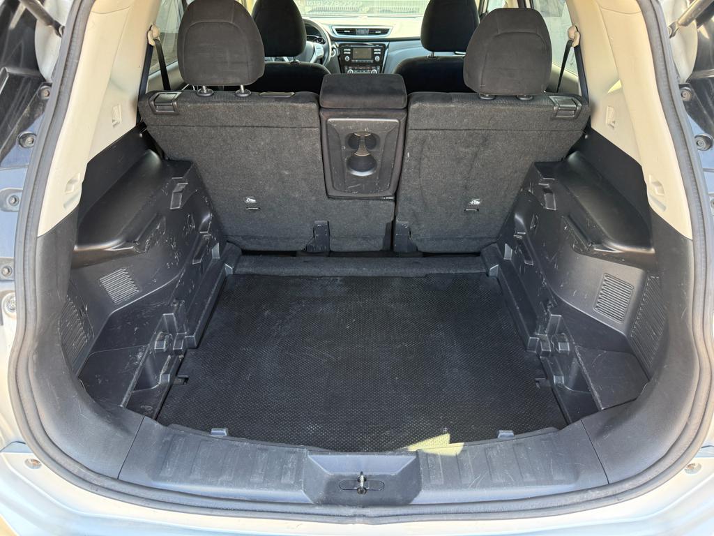2016 Nissan Rogue — photo 33