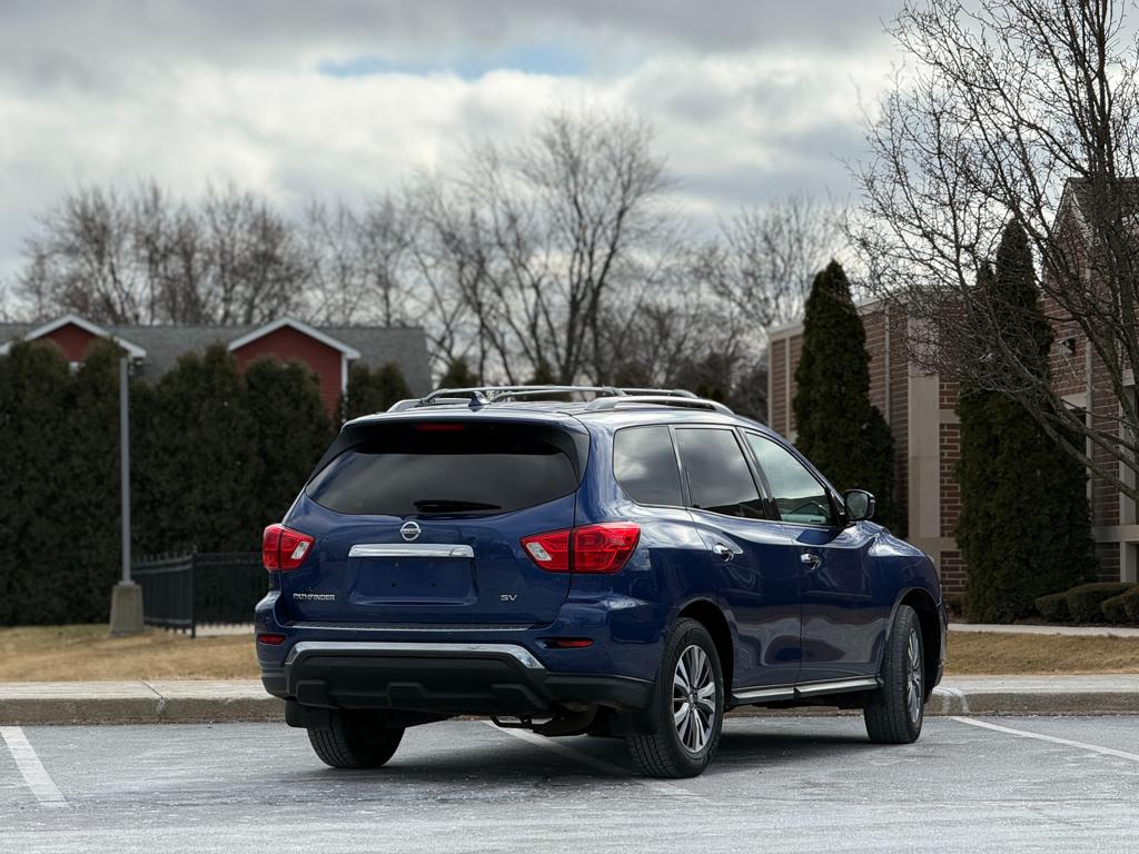 2019 Nissan Pathfinder — photo 10