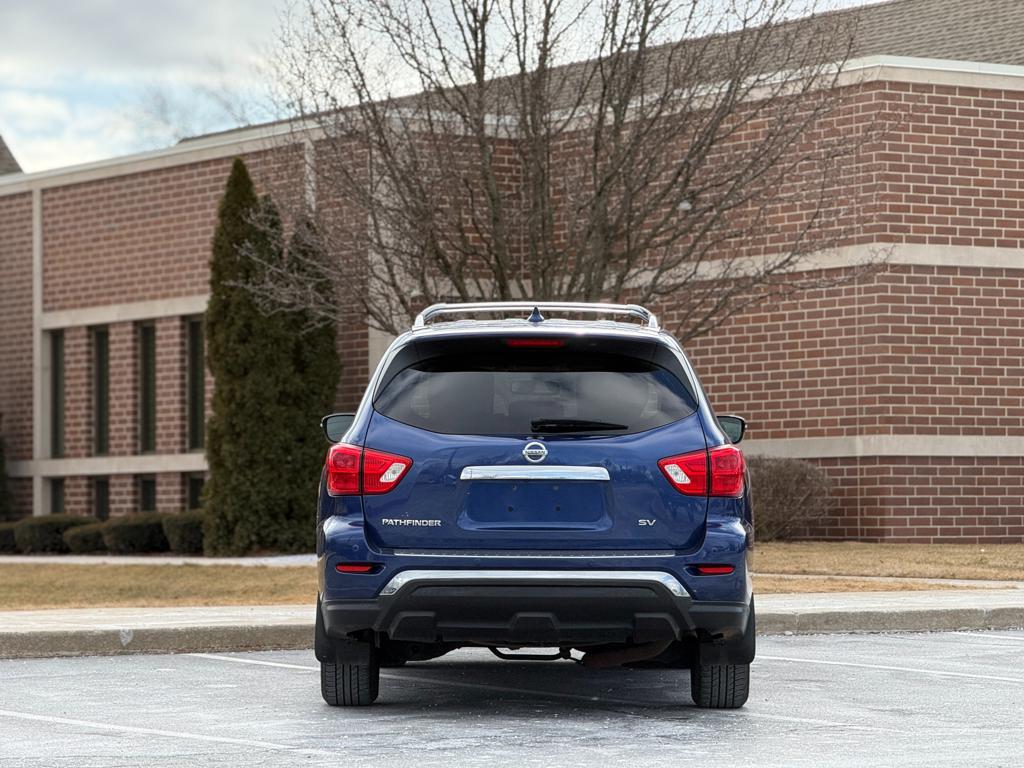 2019 Nissan Pathfinder — photo 11