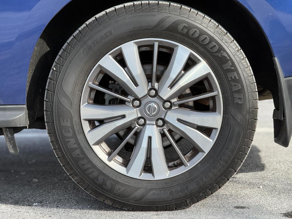 2019 Nissan Pathfinder — photo 15